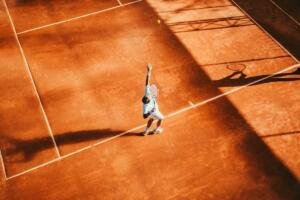 Illustrative tennis player on court; not an image of the 2026 Bergs–Alcaraz match